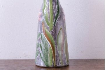 アンティーク雑貨　北欧ビンテージ　LAHOLM(ラホルム)　おおらかさを感じる花の絵柄が可愛らしいフラワーベース(花瓶)