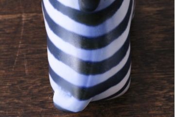 アンティーク雑貨　北欧ビンテージ　アラビア(ARABIA)　Taisto Kaasinen　シマウマのオブジェ(ブルー)