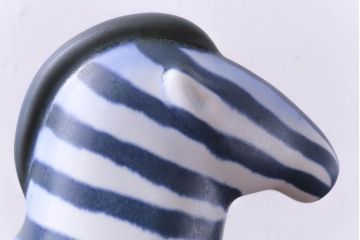 アンティーク雑貨　北欧ビンテージ　アラビア(ARABIA)　Taisto Kaasinen　シマウマのオブジェ(ブルー)
