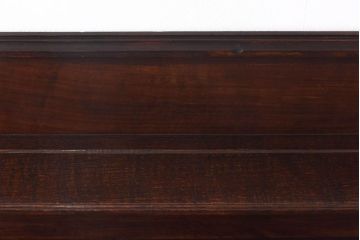 アンティーク家具　イギリスアンティーク　オーク材　重厚な佇まいが魅力のキャビネット(キッチンボード、サイドボード)