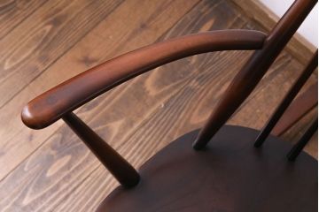 ヴィンテージ家具　イギリスビンテージ　ERCOL(アーコール)　ゴールドスミス・ロッキングチェア