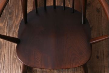 ヴィンテージ家具　イギリスビンテージ　ERCOL(アーコール)　ゴールドスミス・ロッキングチェア