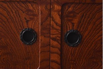 中古　桜木家具店製　本漆　岩谷堂箪笥　上質な和の雰囲気漂う鳴子型飾棚1号(収納棚)