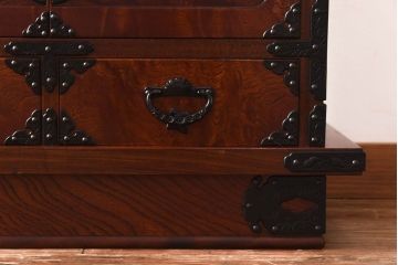 中古　桜木家具店製　本漆　岩谷堂箪笥　上質な和の雰囲気漂う鳴子型飾棚1号(収納棚)