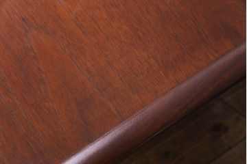 ヴィンテージ家具　北欧ビンテージ　チーク材　シンプルでおしゃれなセンターテーブル(コーヒーテーブル、ローテーブル)