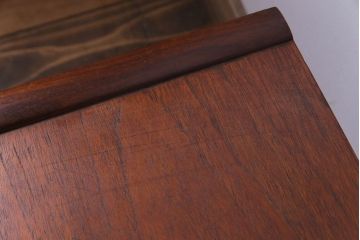 ヴィンテージ家具　北欧ビンテージ　チーク材　シンプルでおしゃれなセンターテーブル(コーヒーテーブル、ローテーブル)