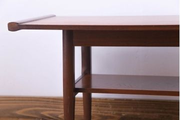 ヴィンテージ家具　北欧ビンテージ　チーク材　シンプルでおしゃれなセンターテーブル(コーヒーテーブル、ローテーブル)