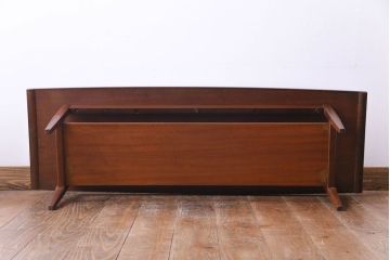 ヴィンテージ家具　北欧ビンテージ　チーク材　シンプルでおしゃれなセンターテーブル(コーヒーテーブル、ローテーブル)