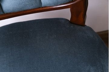 ビンテージ家具　ヨーロッパヴィンテージ　クラシカルなデザインが目を惹くロココ調ダイニングチェア(サロンチェア、椅子)