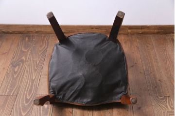 ビンテージ家具　ヨーロッパヴィンテージ　クラシカルなデザインが目を惹くロココ調ダイニングチェア(サロンチェア、椅子)(1)