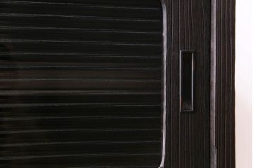 レトロ家具　昭和レトロ　リメイク　脚付き　古い桐材とモールガラスの味わいが魅力的な箪笥ローボード(リビングボード、戸棚、収納棚、桐箪笥、桐たんす)