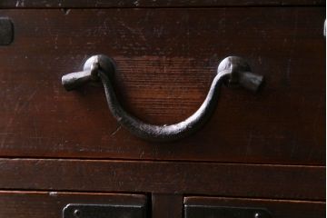 レトロ家具　和製アンティーク　ダイヤガラス入り　レトロな空間にも馴染むリメイク箪笥ローボード(ローチェスト、収納棚)