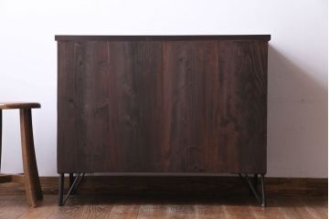 レトロ家具　和製アンティーク　ダイヤガラス入り　レトロな空間にも馴染むリメイク箪笥ローボード(ローチェスト、収納棚)