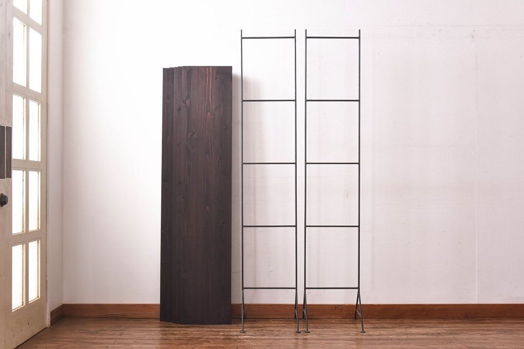 ラフジュ工房オリジナル ディスプレイに活躍する薄型アイアンラック【中】(陳列棚、飾り棚)(1)