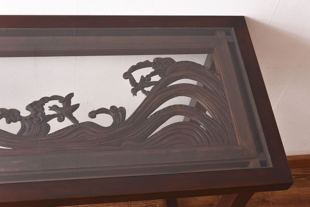 リメイク品 躍動感のある彫りが美しい欄間のガラステーブル(サイドテーブル、コンソールテーブル)