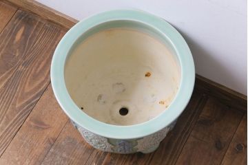 アンティーク雑貨　和製アンティーク　レトロな色合いの陽刻青磁盆栽鉢(植木鉢)