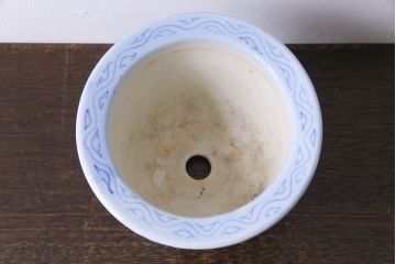 アンティーク雑貨　和製アンティーク　松に鶴(鶴松)　渋さのある小振りな盆栽鉢(植木鉢)