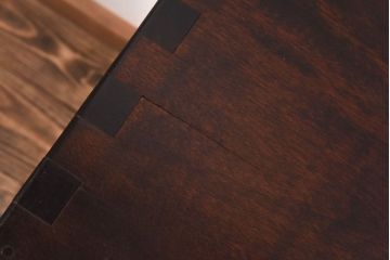 中古　松本民芸家具　モダンな雰囲気の90型茶タンス(サイドボード、戸棚)(定価約35万6千円)