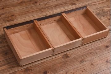 中古　松本民芸家具　モダンな雰囲気の90型茶タンス(サイドボード、戸棚)(定価約35万6千円)