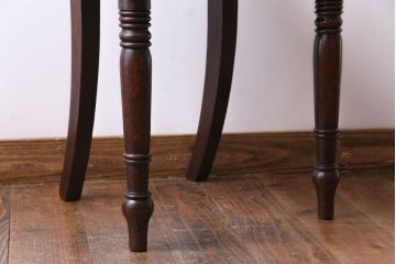 アンティーク家具　イギリスアンティーク　貝殻モチーフのおしゃれなチェア(椅子、飾り台)