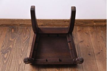 アンティーク家具　イギリスアンティーク　貝殻モチーフのおしゃれなチェア(椅子、飾り台)