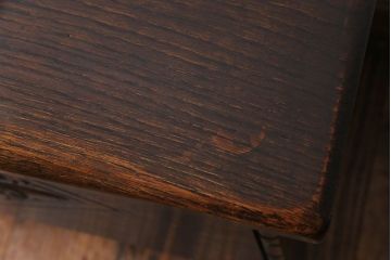 ヴィンテージ家具　イギリスビンテージ　オーク材　彫刻が上品な収納付きスツール(チェア、ベンチ、椅子)