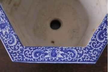 アンティーク雑貨　和製アンティーク　様々な草花が描かれた上品な六角植木鉢