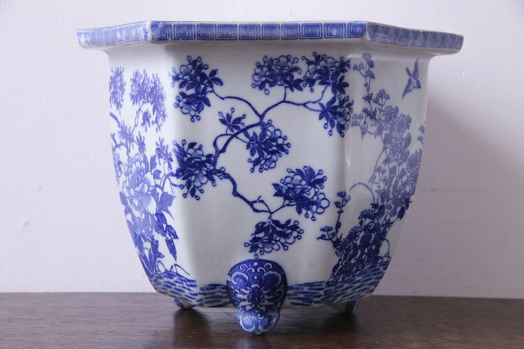 アンティーク雑貨　和製アンティーク　様々な草花が描かれた上品な六角植木鉢