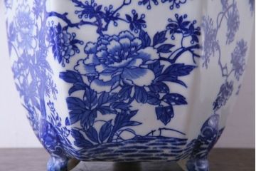 アンティーク雑貨　和製アンティーク　様々な草花が描かれた上品な六角植木鉢