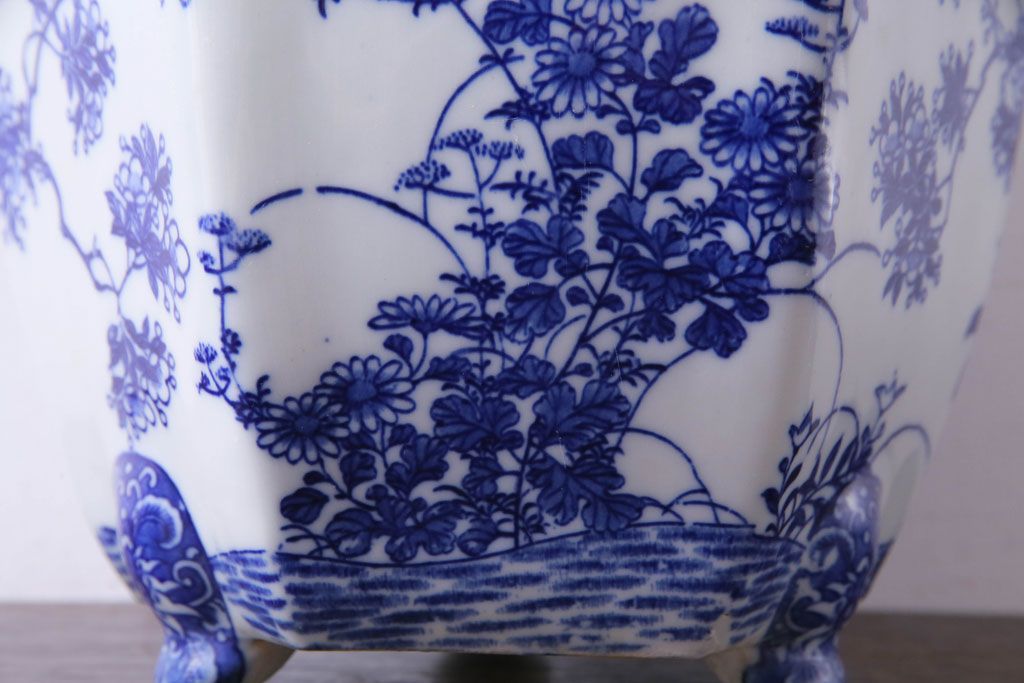 アンティーク雑貨　和製アンティーク　様々な草花が描かれた上品な六角植木鉢