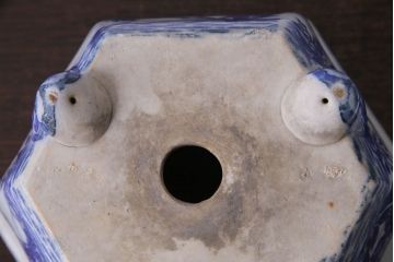 アンティーク雑貨　和製アンティーク　様々な草花が描かれた上品な六角植木鉢