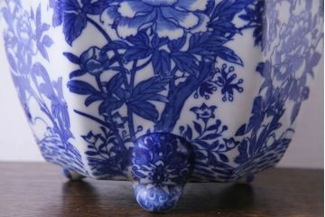 アンティーク雑貨　和製アンティーク　様々な草花が描かれた上品な六角植木鉢