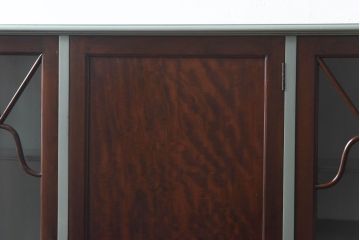 アンティーク家具　イギリスアンティーク　リペイント　上品なデザインが魅力のキャビネット(ブックケース、収納棚)