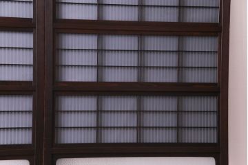 和製アンティーク　板ガラス裏障子留め　細身の桟が美しいオリジナル花ガラス入り格子戸(ガラス帯戸、引き戸、建具)2枚組