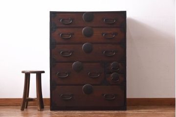 アンティーク家具　和製アンティーク　桐材製　柔らかな雰囲気が魅力的な一本物の松本衣装箪笥(引き出し、チェスト、桐箪笥、桐たんす)