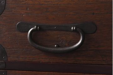 アンティーク家具　和製アンティーク　桐材製　柔らかな雰囲気が魅力的な一本物の松本衣装箪笥(引き出し、チェスト、桐箪笥、桐たんす)