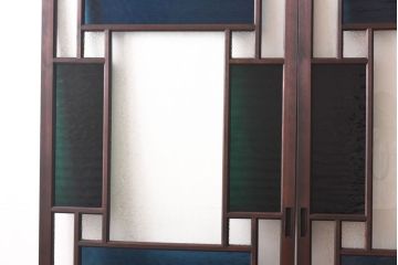 ラフジュ工房オリジナル　深い色味のガラスがレトロな雰囲気を漂わせる引き戸(ガラス戸、建具)2枚セット