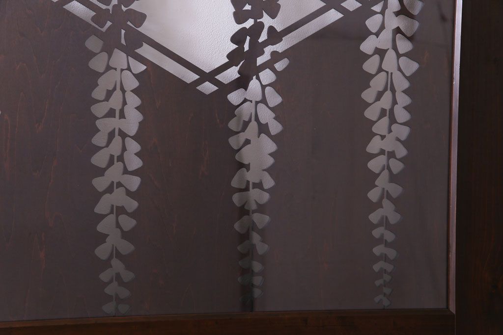 ラフジュ工房オリジナル　小粋な和の風情を感じる透かし彫りのガラス入り板戸(仕切り戸、引き戸、建具)4枚組