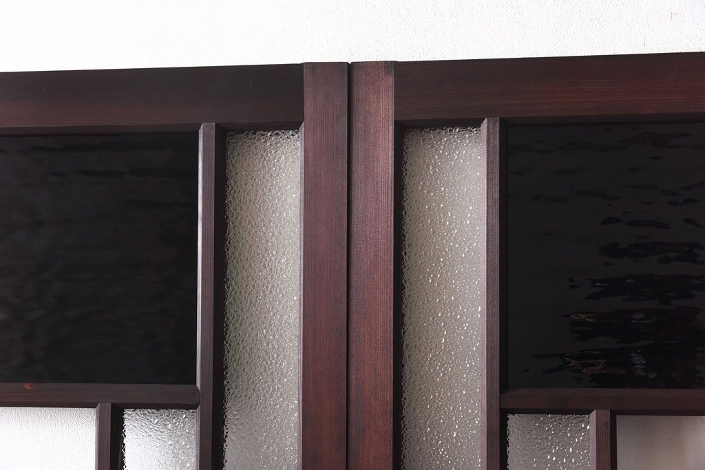 ラフジュ工房オリジナル　緑の色ガラスがレトロな雰囲気を漂わせる引き戸(ガラス戸、建具)2枚セット