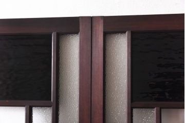 ラフジュ工房オリジナル　緑の色ガラスがレトロな雰囲気を漂わせる引き戸(ガラス戸、建具)2枚セット