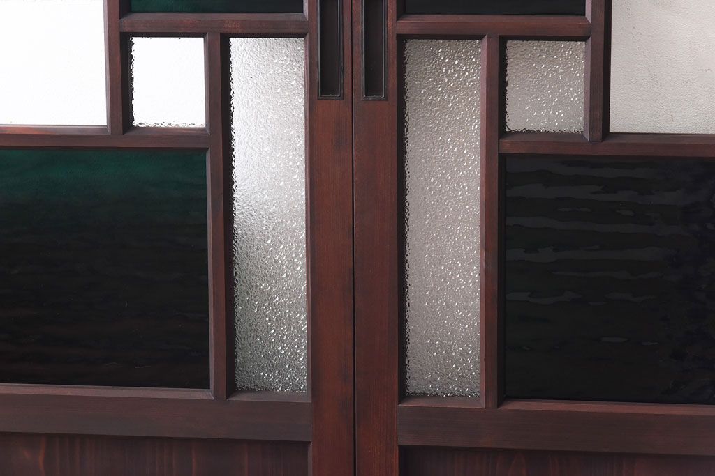 ラフジュ工房オリジナル　緑の色ガラスがレトロな雰囲気を漂わせる引き戸(ガラス戸、建具)2枚セット