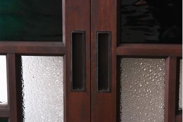 ラフジュ工房オリジナル　緑の色ガラスがレトロな雰囲気を漂わせる引き戸(ガラス戸、建具)2枚セット