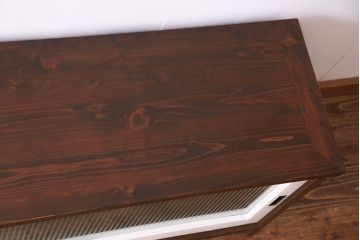 ラフジュ工房オリジナル　ペイント　モールガラス入り　レトロな雰囲気漂うローボード(収納棚、リビングボード)