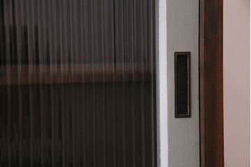 ラフジュ工房オリジナル　ペイント　モールガラス入り　レトロな雰囲気漂うローボード(収納棚、リビングボード)(1)