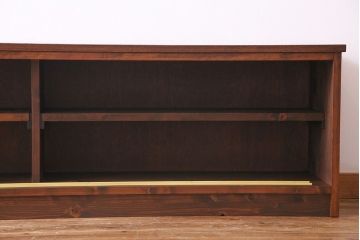 ラフジュ工房オリジナル　花模様ガラス入り　レトロな雰囲気が可愛らしいリメイクローボード(収納棚、リビングボード)