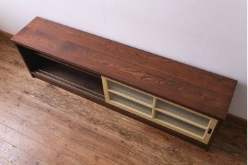 ラフジュ工房オリジナル　花模様ガラス入り　レトロな雰囲気が可愛らしいリメイクローボード(収納棚、リビングボード)