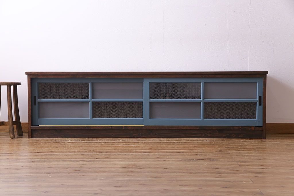 ラフジュ工房オリジナル　組子モチーフガラス　レトロな雰囲気漂うリメイクローボード(収納棚、リビングボード)