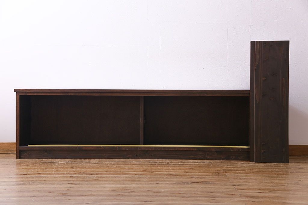 ラフジュ工房オリジナル　組子モチーフガラス　レトロな雰囲気漂うリメイクローボード(収納棚、リビングボード)