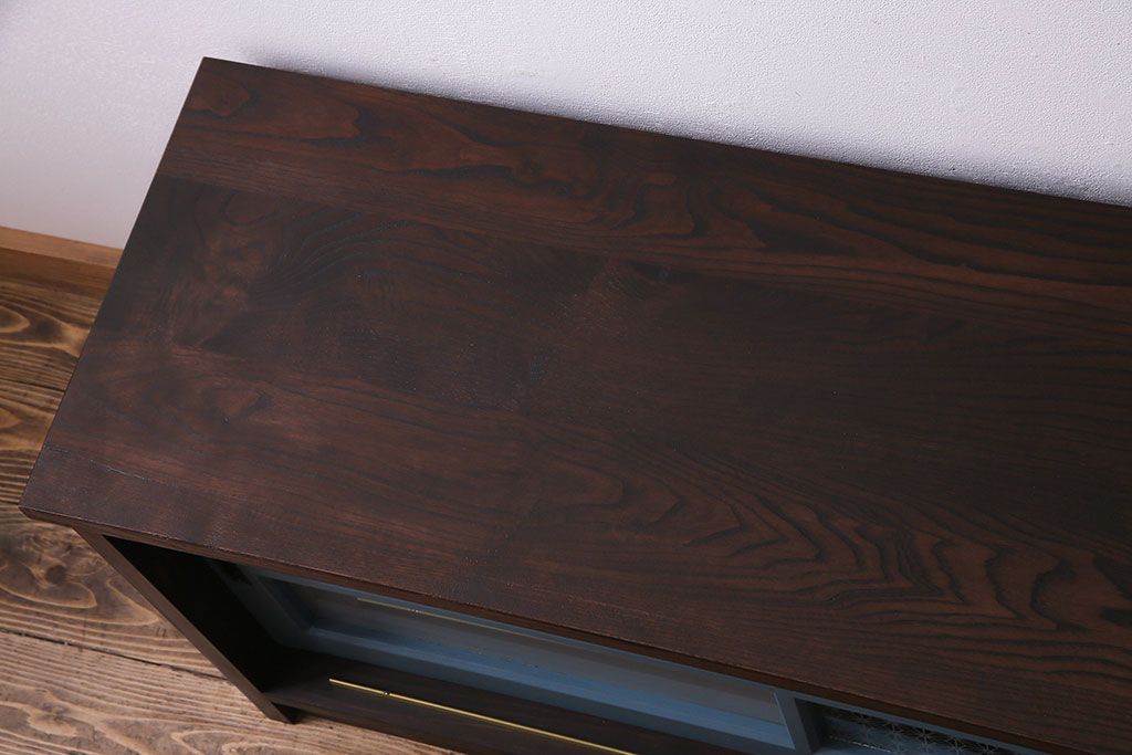 ラフジュ工房オリジナル　組子モチーフガラス　レトロな雰囲気漂うリメイクローボード(収納棚、リビングボード)