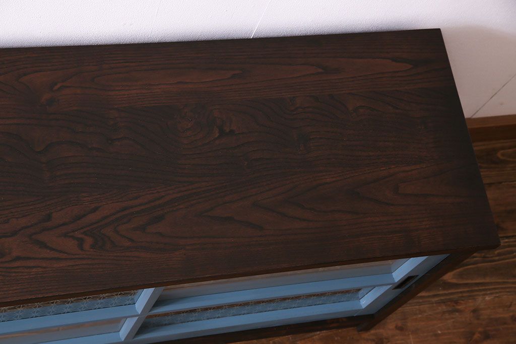 ラフジュ工房オリジナル　組子モチーフガラス　レトロな雰囲気漂うリメイクローボード(収納棚、リビングボード)